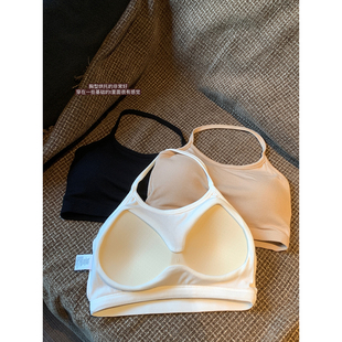 7.18 shop 心机挂脖胸垫背心 Here 万能公式 yaya