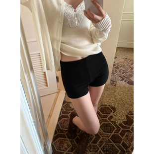yaya 00安全感实用派显比列酥糊高弹包裹感短裤 shop 3.3 Here