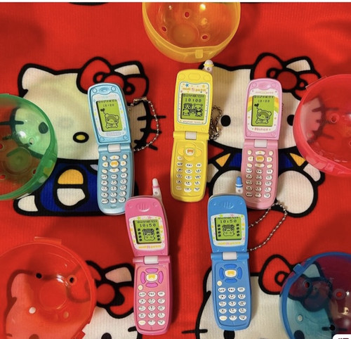 7月新配色小仓鼠复古微缩手机模型扭蛋 万代正版 迷你翻盖机 现货