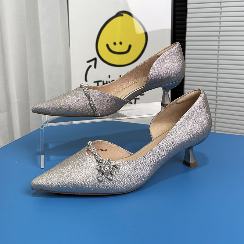 千百度女鞋春季高跟凉鞋单鞋2025新款侧空尖头细跟中跟A25255852