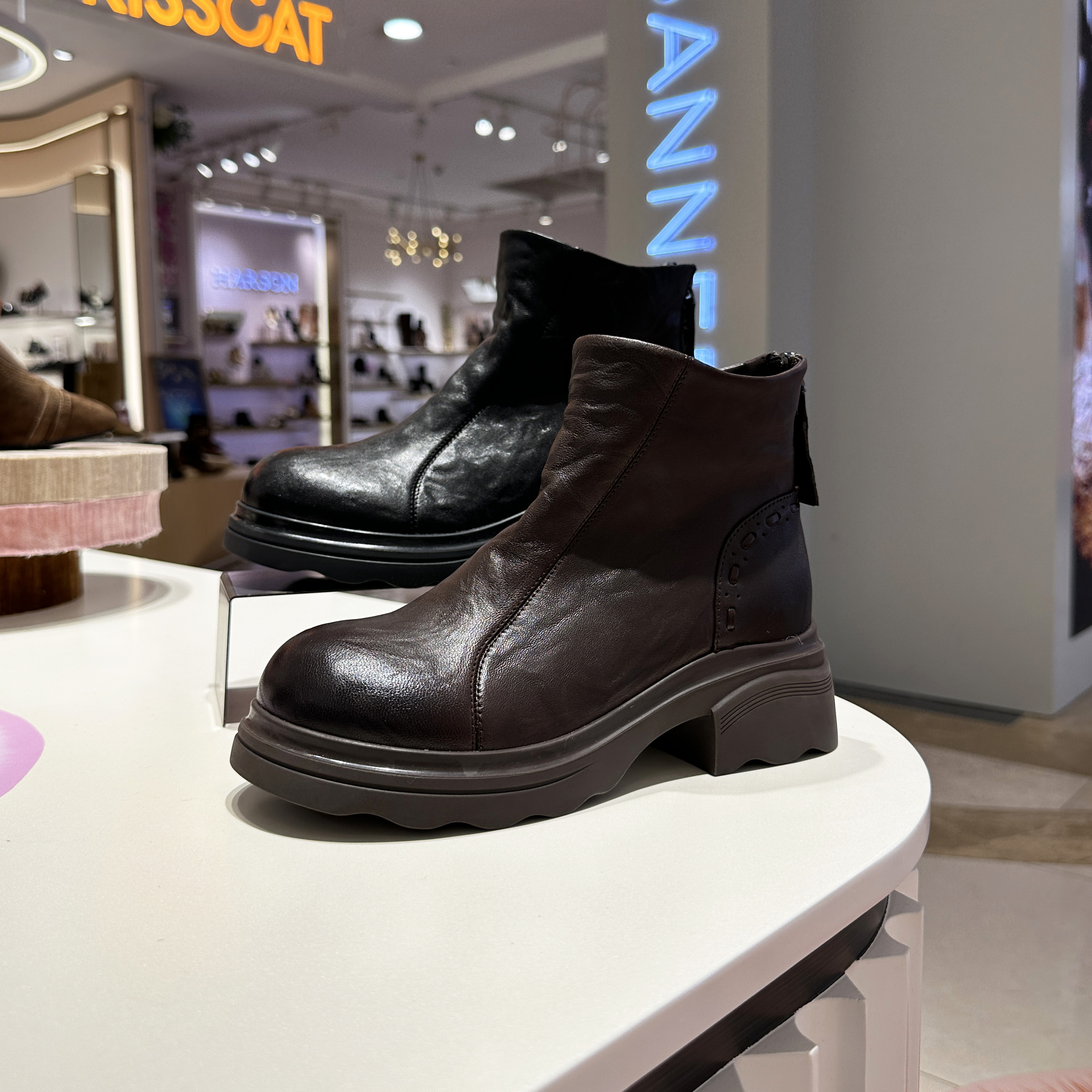 伊伴女鞋加绒短靴女商场同款正品