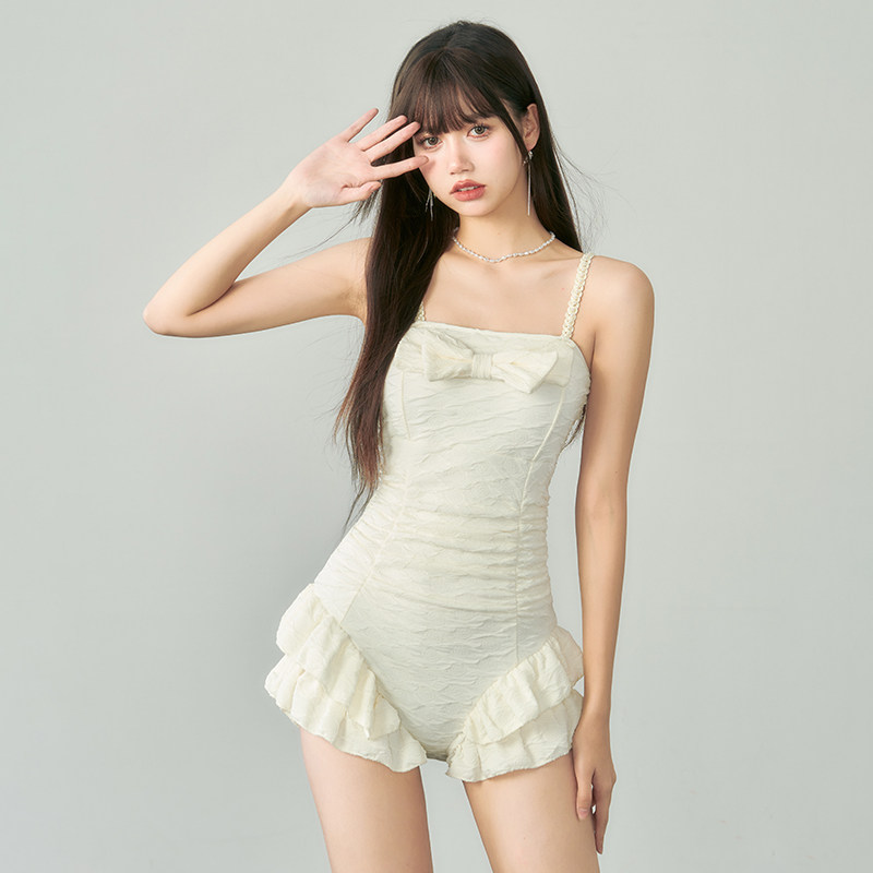 泳衣女款性感连体高级感吊带纯欲风2023新款显瘦遮肚保守游泳温泉