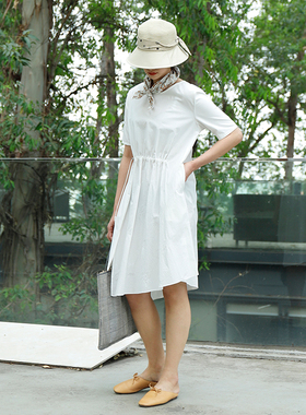 拾卡女装夏季新款白色短袖连衣裙女极简风收腰显瘦文艺C2V03Q8823