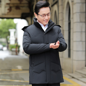 2003/P225休闲羽绒服男爸爸中长款羽绒衣外套商务中老年男装图片