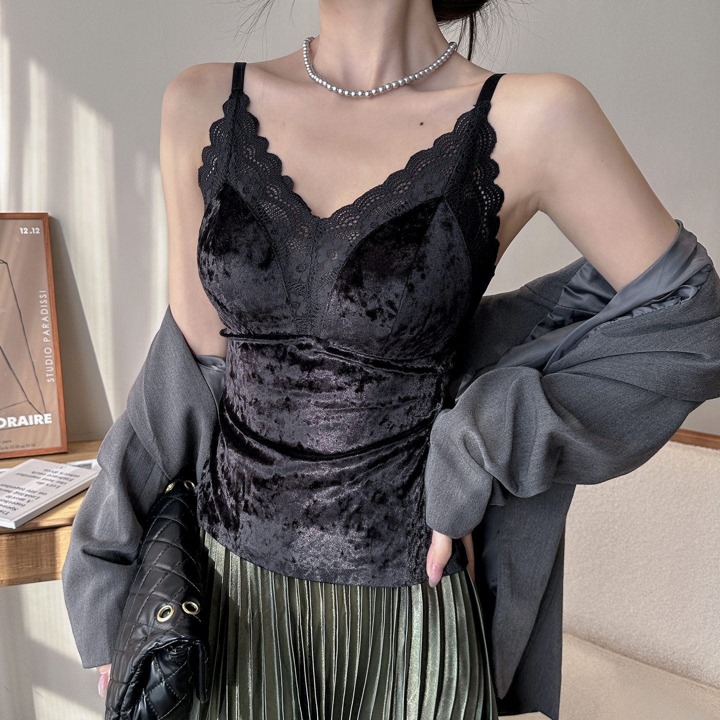 金丝绒保暖吊带背心秋冬美背上衣