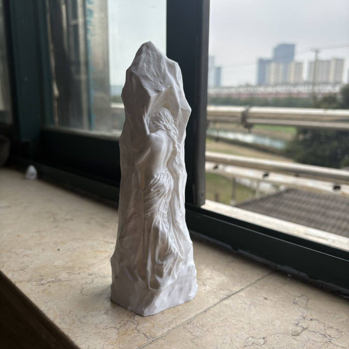 西格尼泰格纳北欧人物雕塑摆件