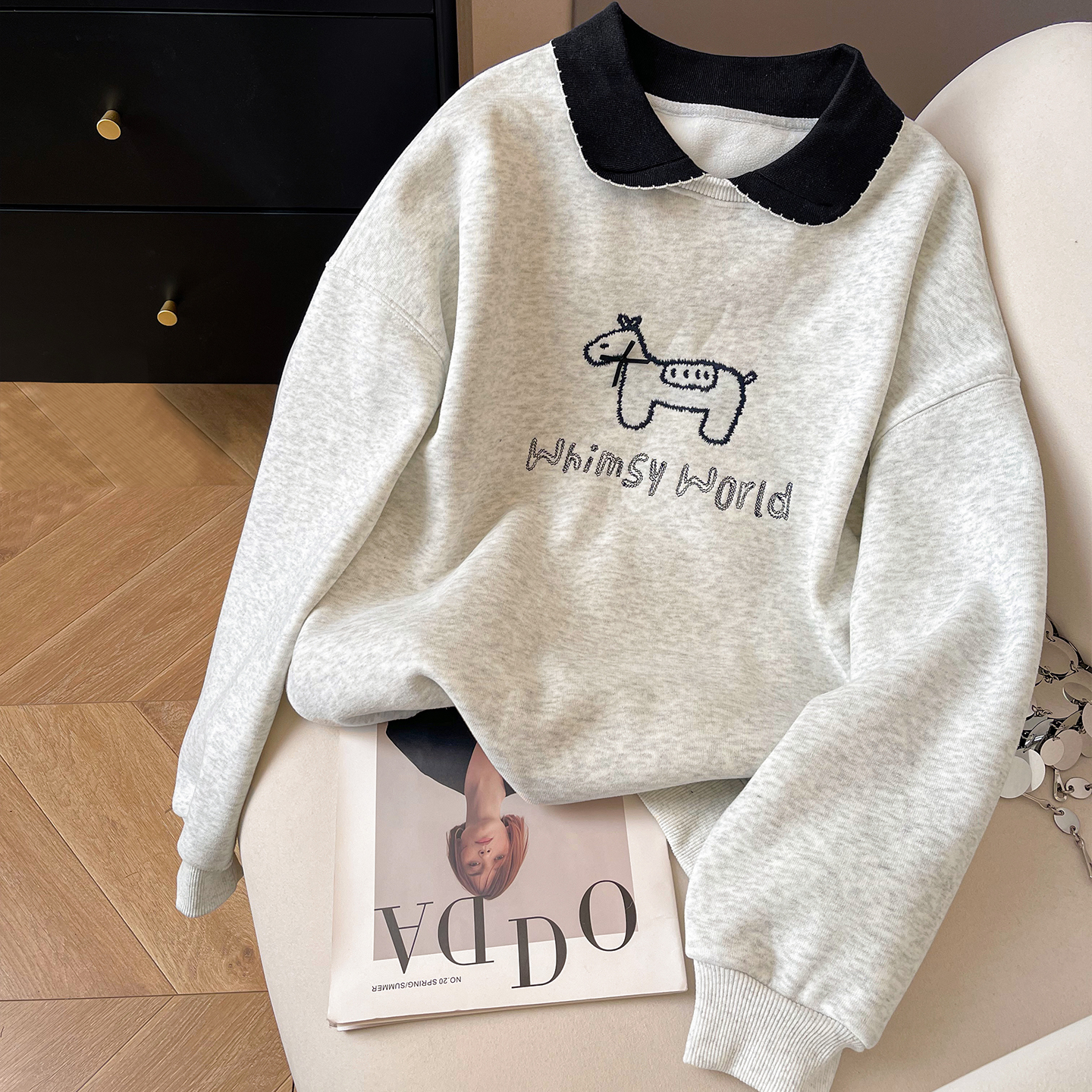 宽松休闲撞色娃娃领卫衣女秋新款