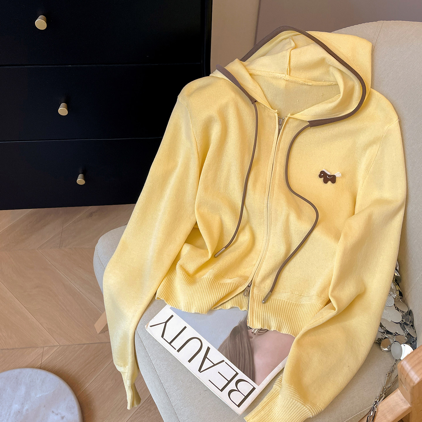 小C家 刺绣撞色边连帽针织衫女2026新款春短款双拉链开衫天丝外套,女装/女士精品,毛针织衫,淘宝优惠券,粉丝福利购,淘宝优惠卷