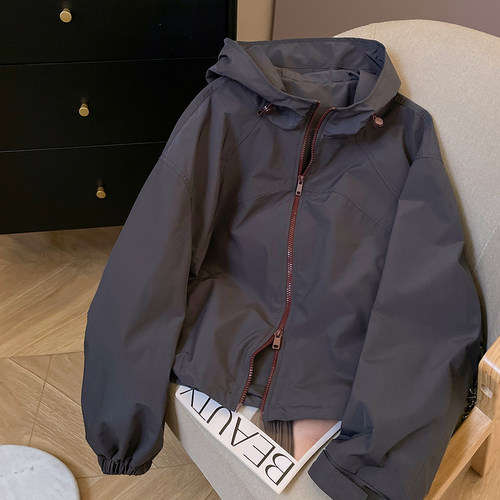 休闲连帽冲锋衣外套女2025新款秋