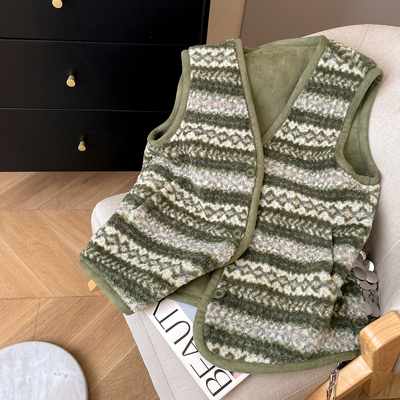 单排扣费尔岛风V领毛绒马甲女秋