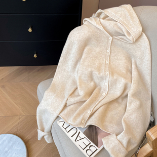 小C家 连帽针织开衫外套女2026新款早春毛衣慵懒高级感羊毛衫上衣