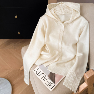 小C家 钩花镂空连帽毛衣女款2025新款冬季宽松慵懒风羊毛针织开衫