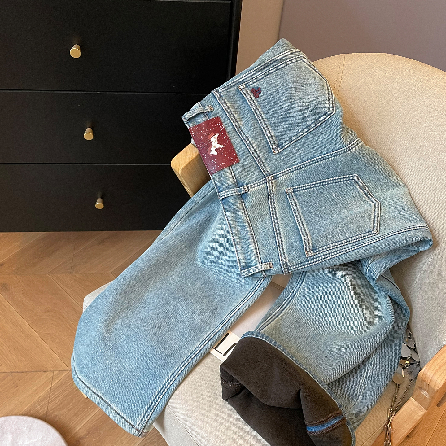 小C家 蝴蝶结刺绣直筒牛仔裤女2025新款冬季加绒加厚休闲显瘦裤子