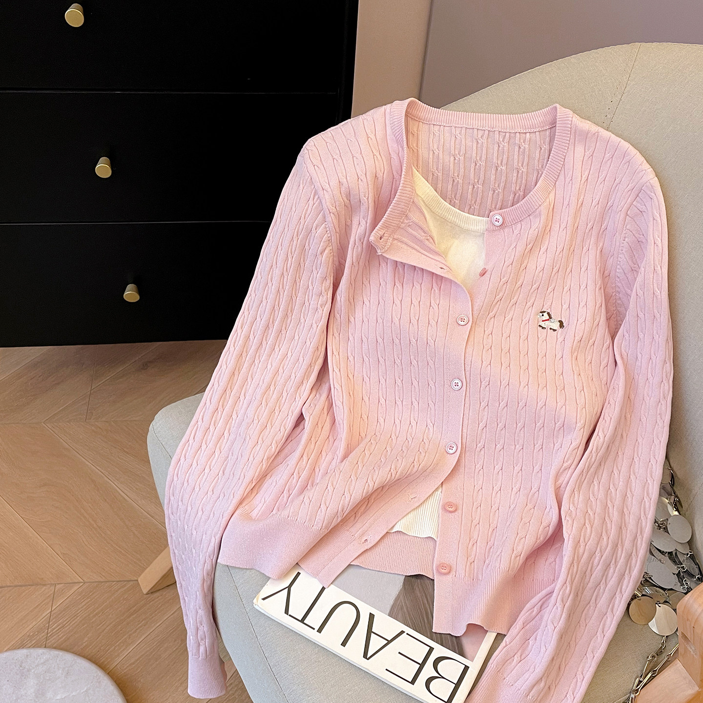 小C家 小马刺绣麻花针织开衫女2026新款春季慵懒风圆领假两件上衣