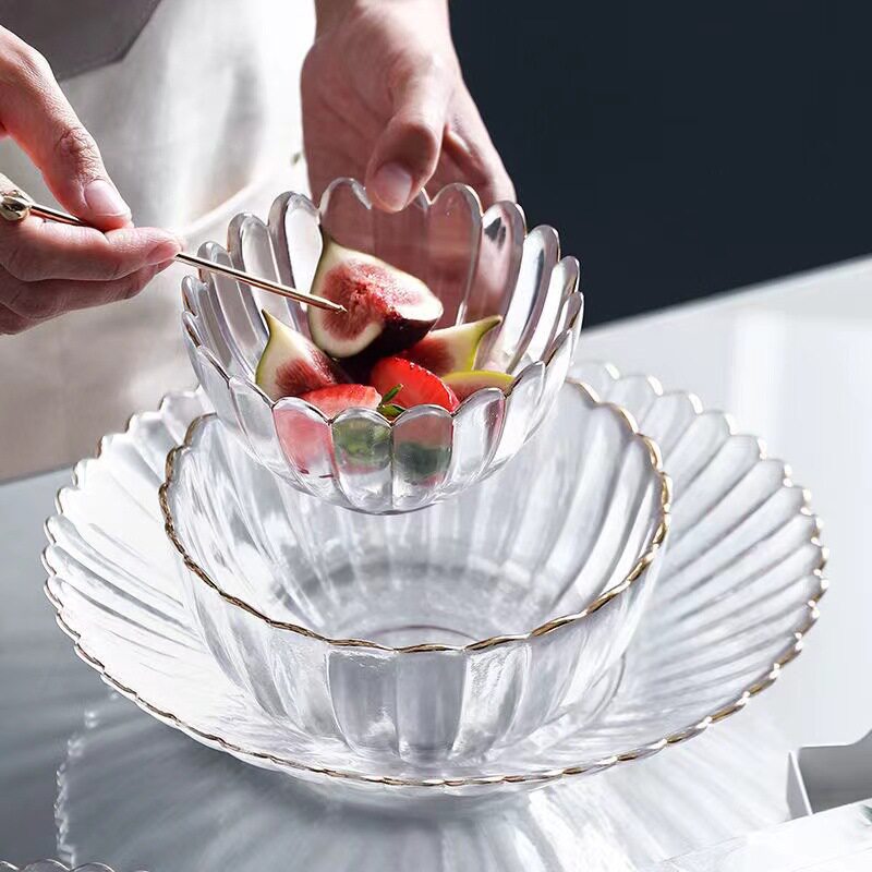 高级感绿色碗精致餐具彩色花边盘