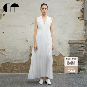 [倪虹洁同款]COMME MOI吕燕设计师春夏女风琴褶V领收腰连衣裙