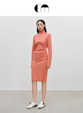COMME MOI吕燕设计师早春女装方格内搭修身绵羊毛长袖连衣裙