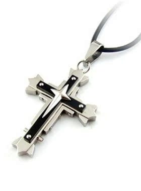 十字架项链男不掉色钛钢饰品男女锁骨链嘻哈个性小众设计感毛衣链