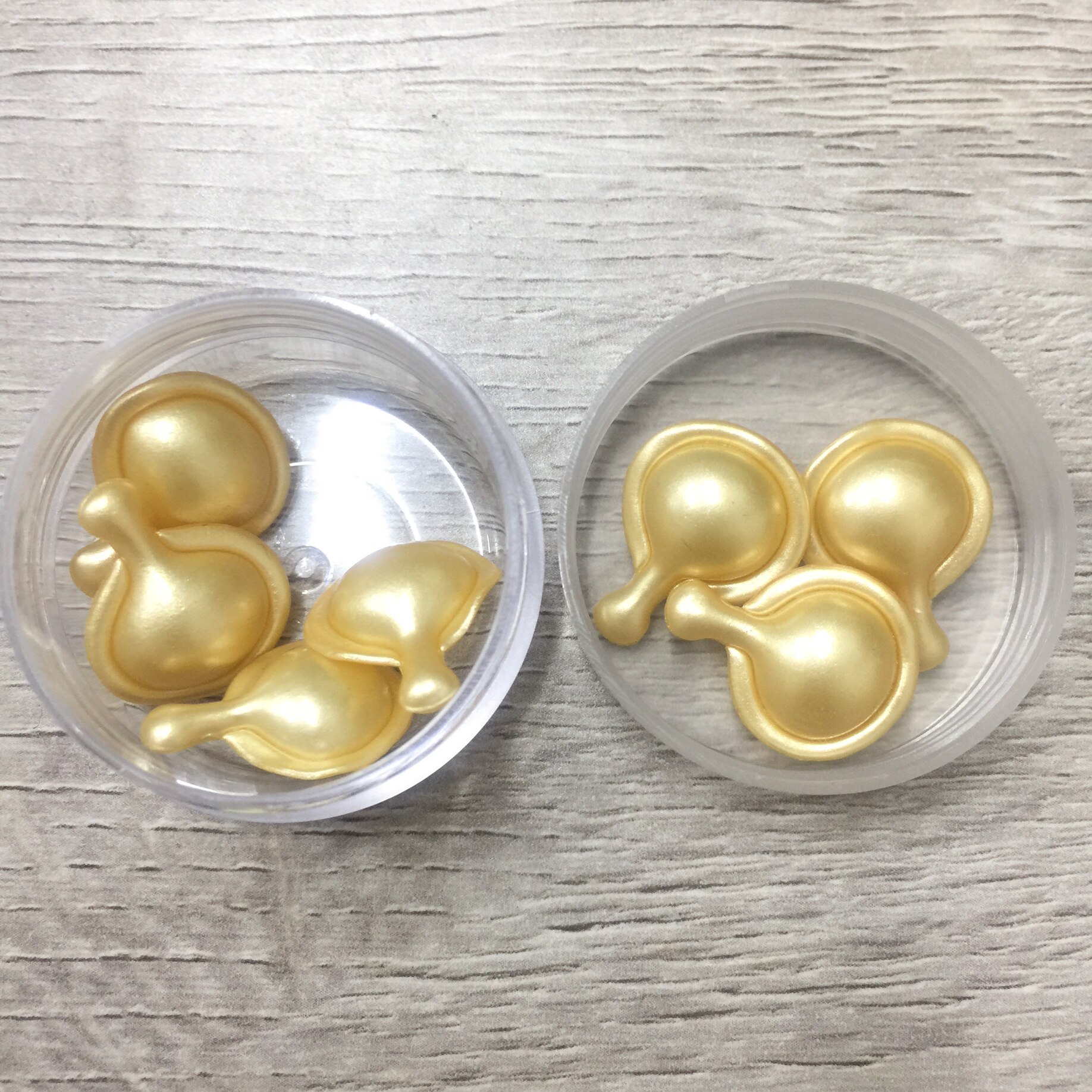伊丽莎白雅顿金致面部胶囊精华液金胶7粒试用26年