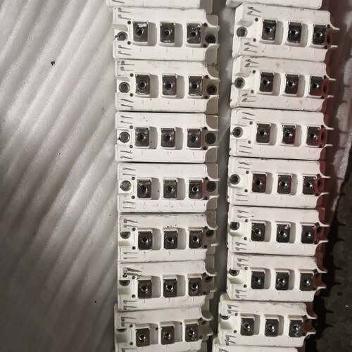 可维修模块试GK300HF60A5H-FN成色非常好，年份议价