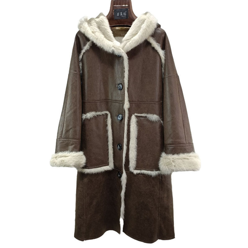 连帽款宽松皮毛一体皮草外套