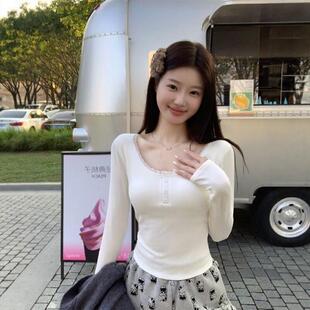 白色U领蕾丝纯欲加绒打底衫女秋冬内搭上衣低领胸垫修身高级长袖