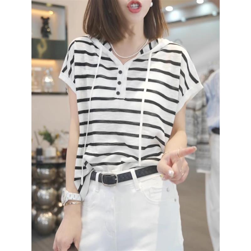 大码黑白条纹连帽短袖t恤女2025年新款宽松慵懒休闲帽衫显瘦上衣