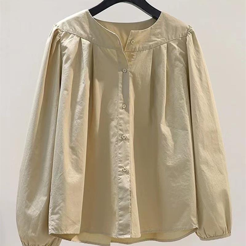 卡其色圆领灯笼袖衬衫女早秋新款宽松显瘦纯色褶皱设计感棉质上衣