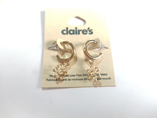 气质简约花朵耳钉时尚镀金镀银色百搭学生女镂空坠饰品耳圈耳坠T9