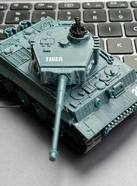 小Q版迷你遥控坦克车模型玩具履带行走仿真99虎式T34斯崔克装甲车