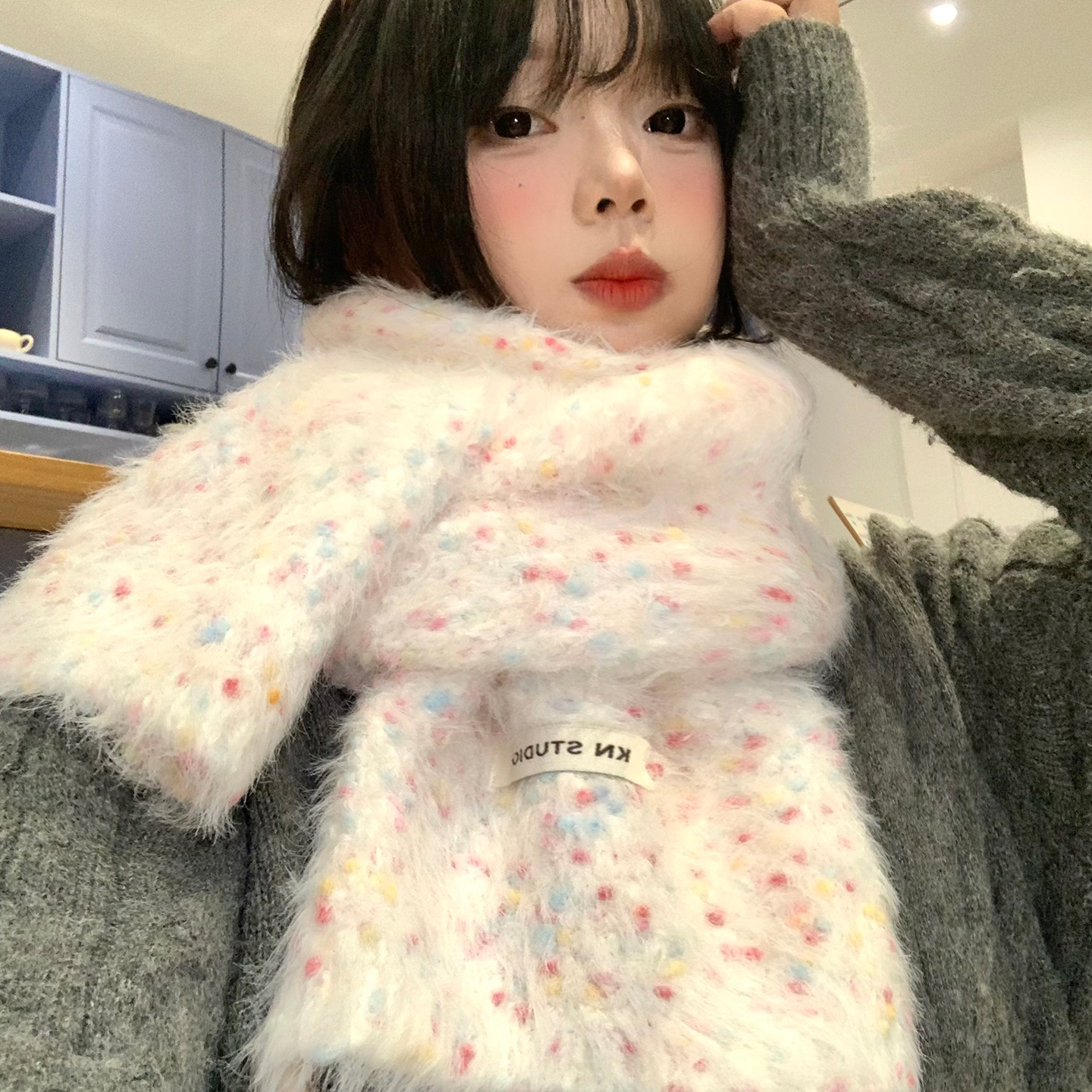 彩色小糖豆毛绒针织围巾女秋冬季韩系氛围感加厚保暖防寒护颈围脖