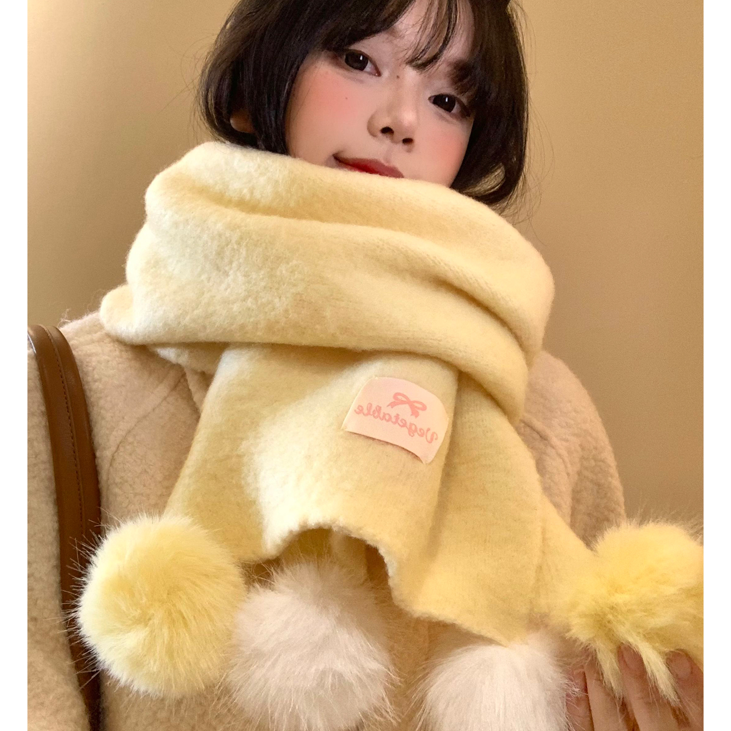 黄色毛球针织围巾女秋冬韩系加厚