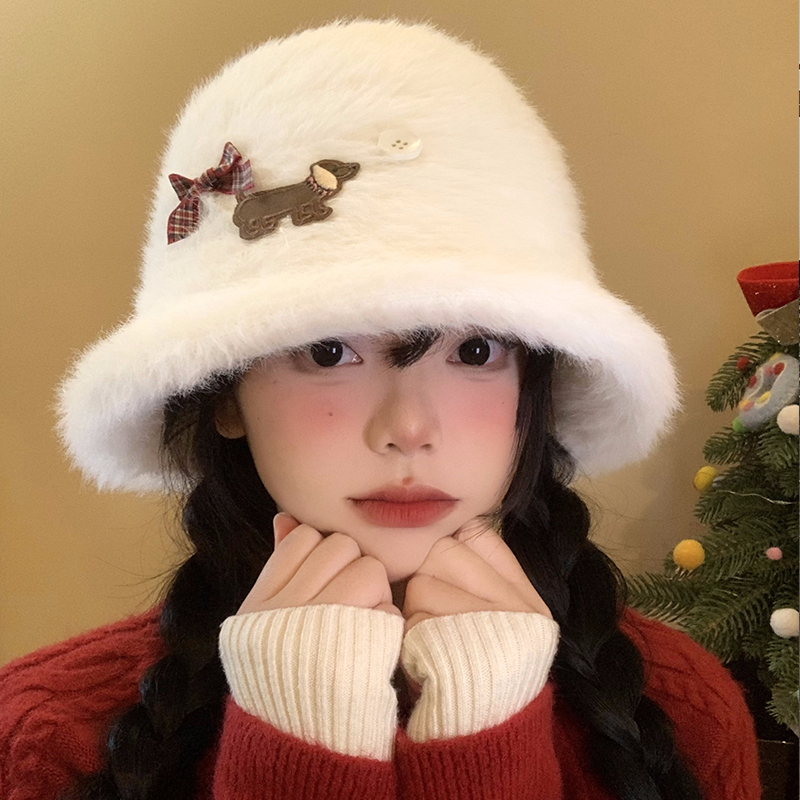 可爱小狗白色兔毛渔夫帽