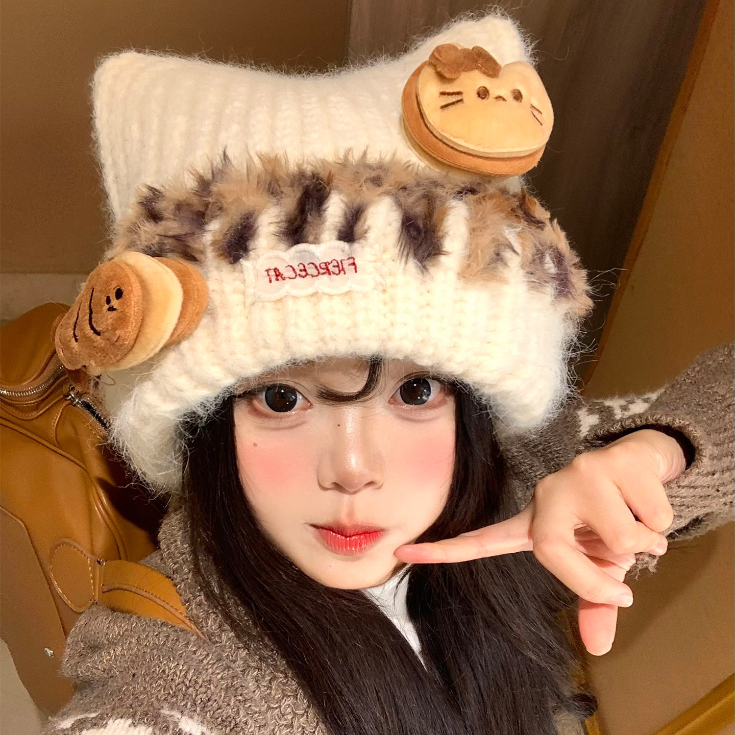 可爱立体猫咪耳朵针织帽女秋冬甜美显脸小毛线帽保暖毛绒护耳帽子