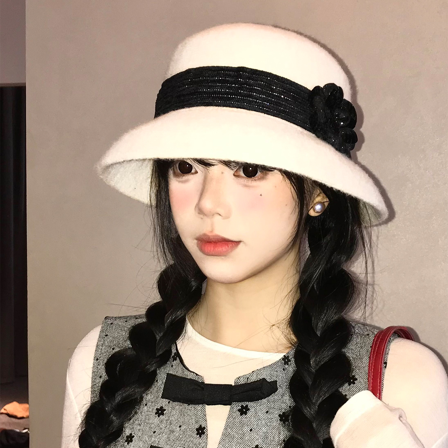 山茶花赫本风礼帽千金风礼帽子