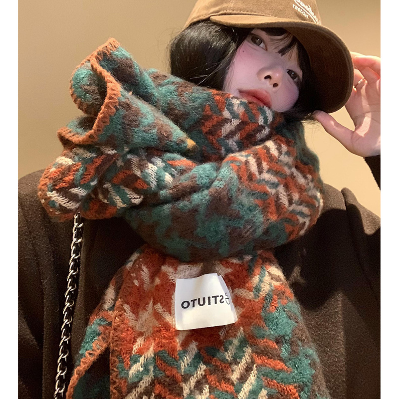 高级感墨绿色千鸟格子围巾女冬季韩版复古加厚保暖围脖披肩学生