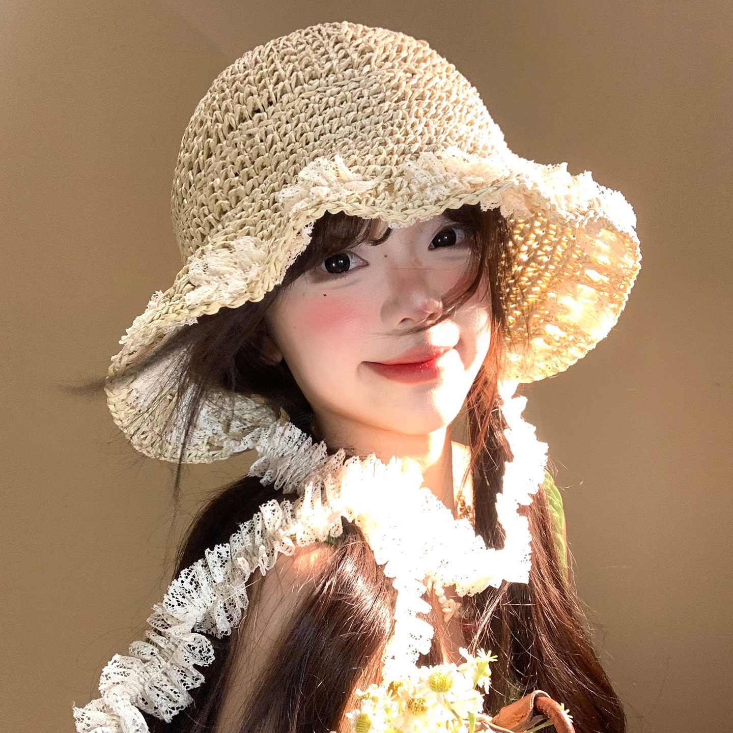 蕾丝花边飘带编织草帽女夏法式大帽檐渔夫帽子海边沙滩遮阳防晒帽