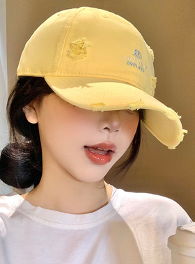 韩版字母刺绣黄色棒球帽女春夏简约百搭大头围显脸小软顶鸭舌帽潮