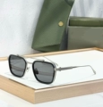 Silver-Black Frame, Grey Lens