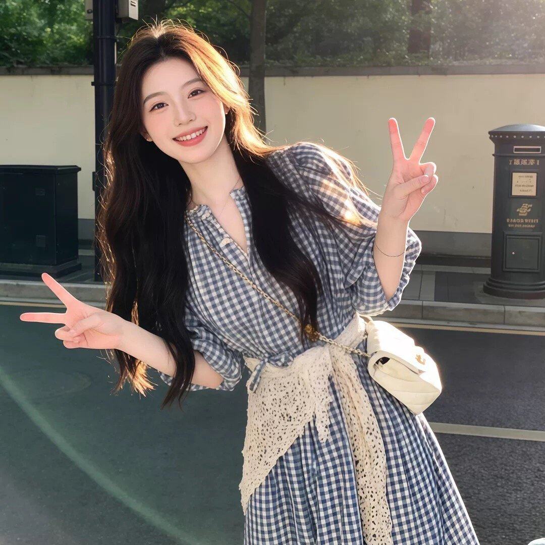 清纯白月光甜美风蓝色格子连衣裙女夏日系简约学院风小个子仙女裙
