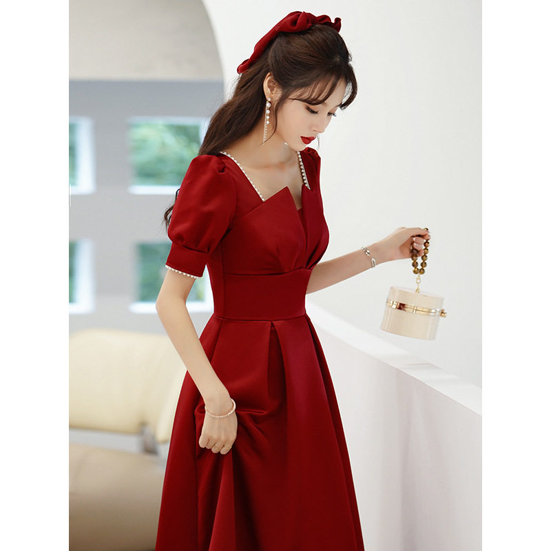 敬酒服新娘2026新款长款方领结婚订婚回门礼服平时可穿缎面连衣裙