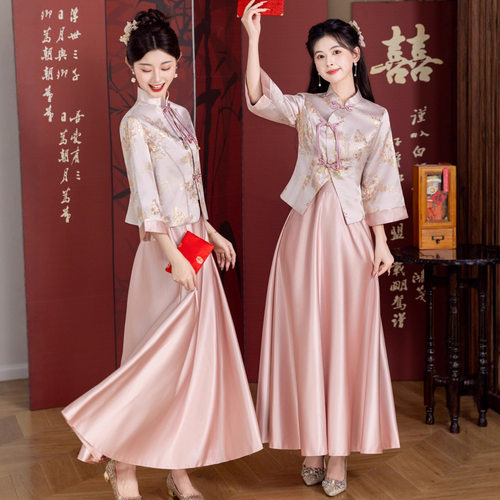 新款中式伴娘服秀禾服套装粉色国风旗袍姐妹团礼服小众高级感