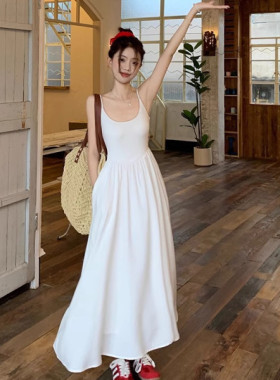 白色吊带连衣裙子女夏季2026新款显瘦温柔法式初恋春装小白长裙子