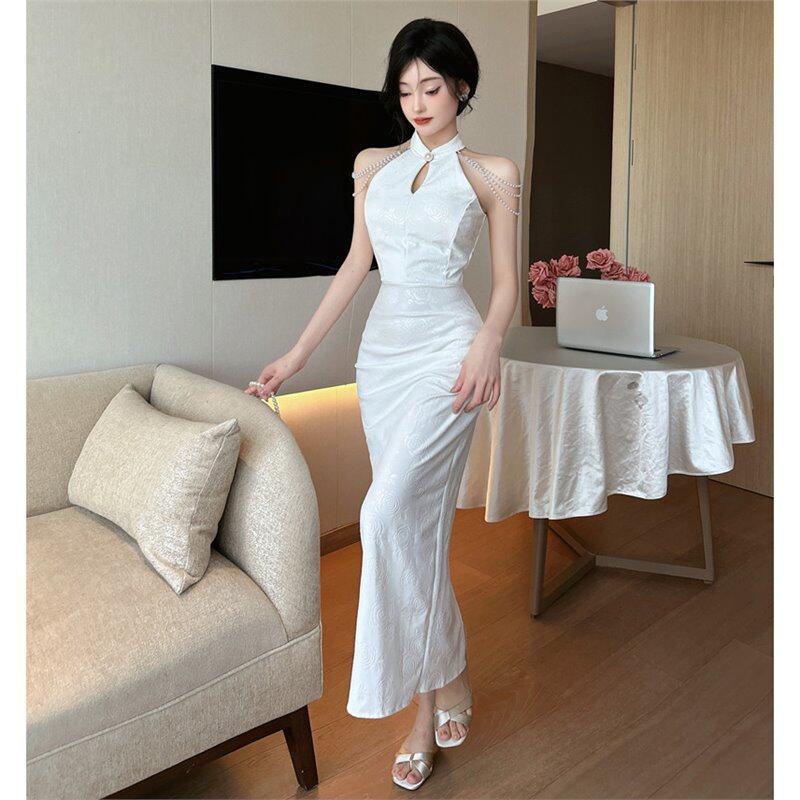 新中式改良旗袍无袖挂脖连衣裙女夏季修身提花绝美收腰包臀长裙子