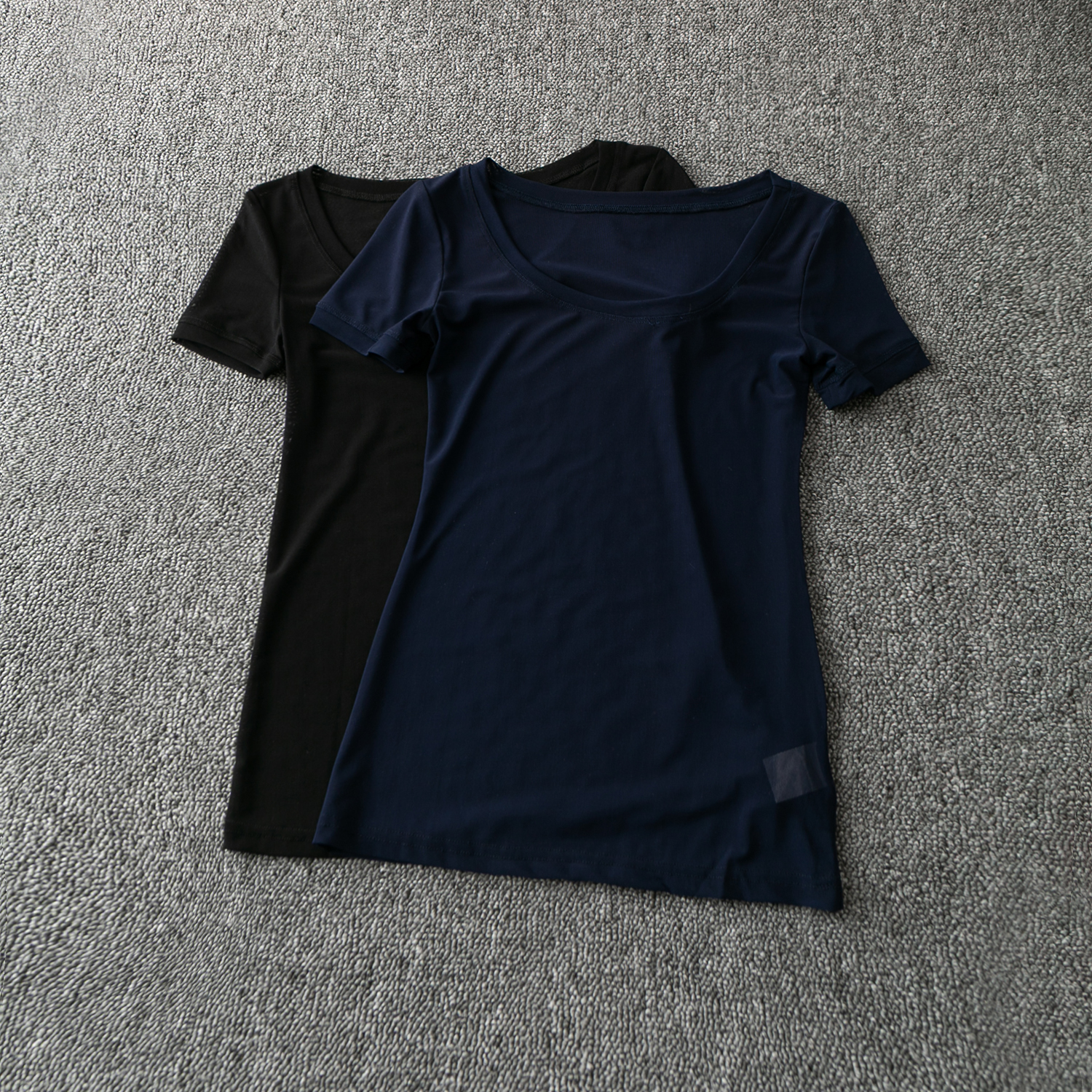 简约圆领短袖套头蕾丝网纱上衣