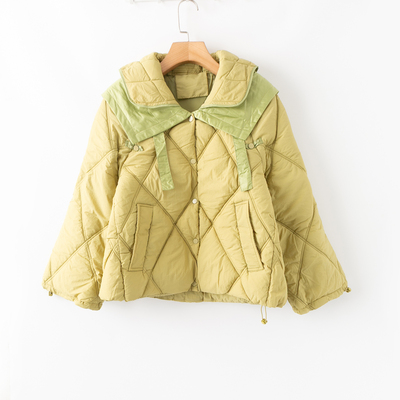 活泼双层翻领长袖单排扣棉服