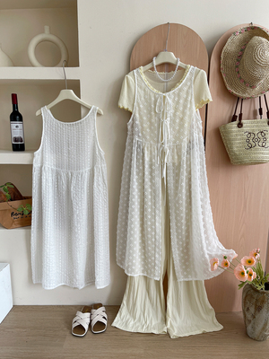 设计感甜辣妹叠穿镂空蕾丝连衣裙