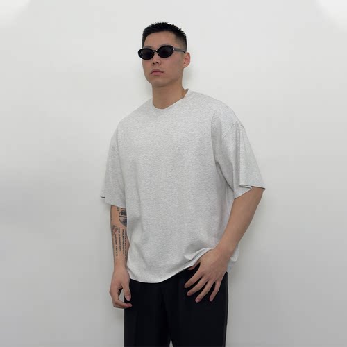 Roast lucky夏季毛边圆领廓形短宽版T恤百搭运动健身男款显大短袖