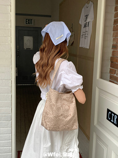 Wfei文艺复古小众设计韩系玫瑰压花玫瑰单肩包腋下包手腕包帆布袋