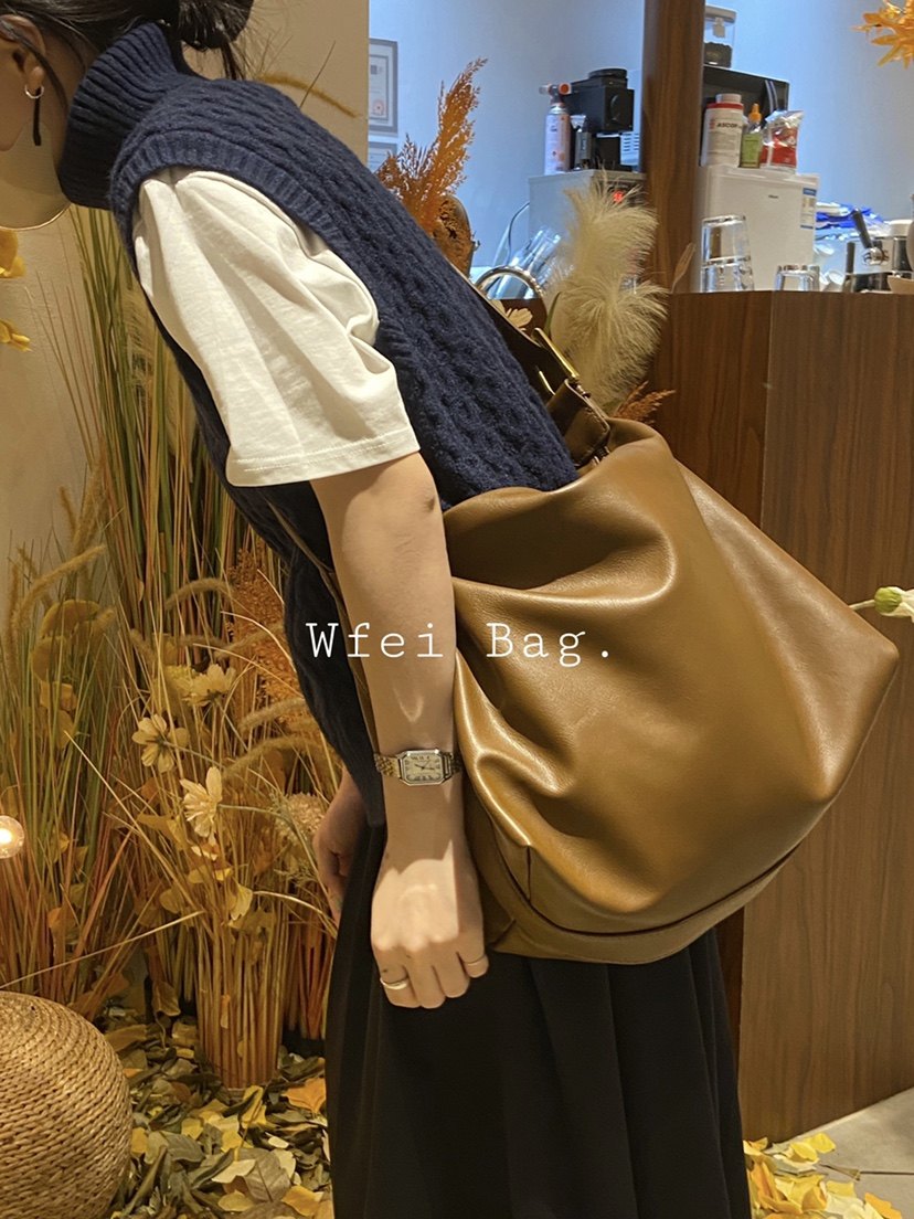 韩版百搭包包软塌简约风单肩包大包软皮新款包包女大容量斜挎包